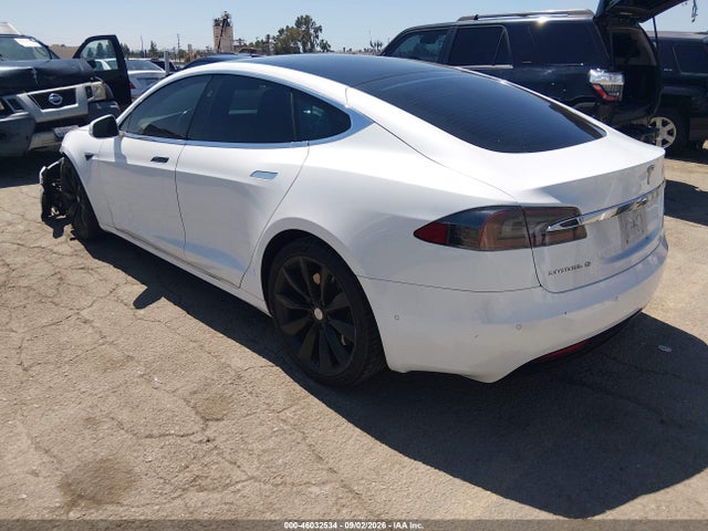 Продажа на аукционе авто 2018 Tesla Model S 100d/75d/p100d, vin: 5YJSA1E2XJF273035, номер лота: 46032534
