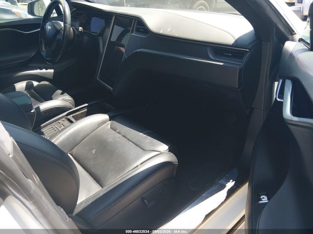 Продажа на аукционе авто 2018 Tesla Model S 100d/75d/p100d, vin: 5YJSA1E2XJF273035, номер лота: 46032534