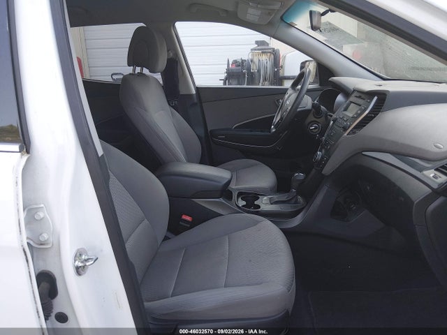 Продажа на аукционе авто 2016 Hyundai Santa Fe Sport 2.4l, vin: 5XYZT3LB6GG327939, номер лота: 46032570