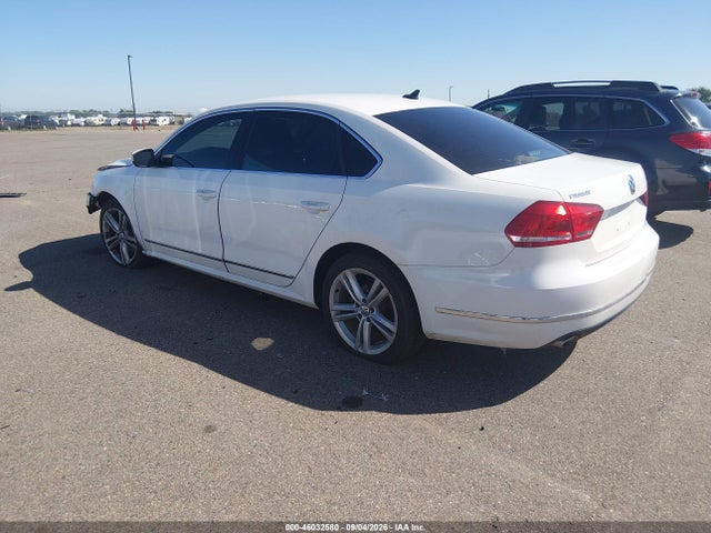 2015 Volkswagen Passat 2.0l Tdi Se მანქანა იყიდება აუქციონზე, vin: 1VWBV7A37FC087881, აუქციონის ნომერი: 46032580