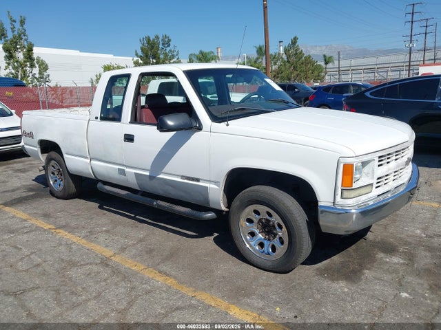 46032583 :رقم المزاد ، 1GCEK19M1WE141313 vin ، 1998 Chevrolet K1500 Fleetside مزاد بيع