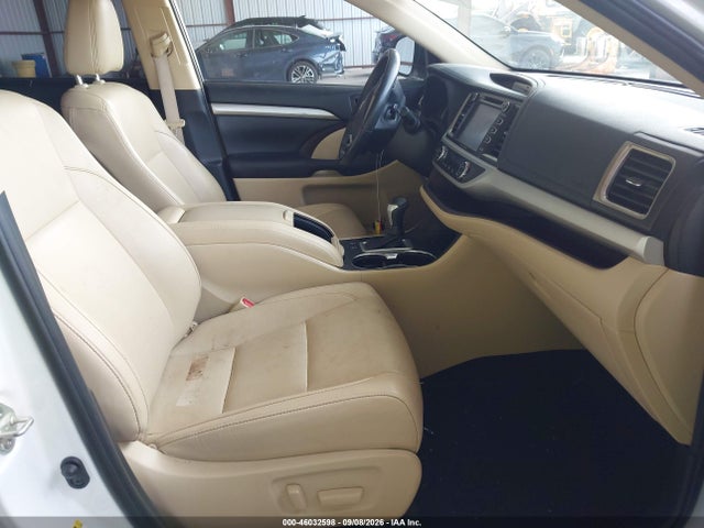 46032598 :رقم المزاد ، 5TDKZRFH0KS563534 vin ، 2019 Toyota Highlander Xle مزاد بيع
