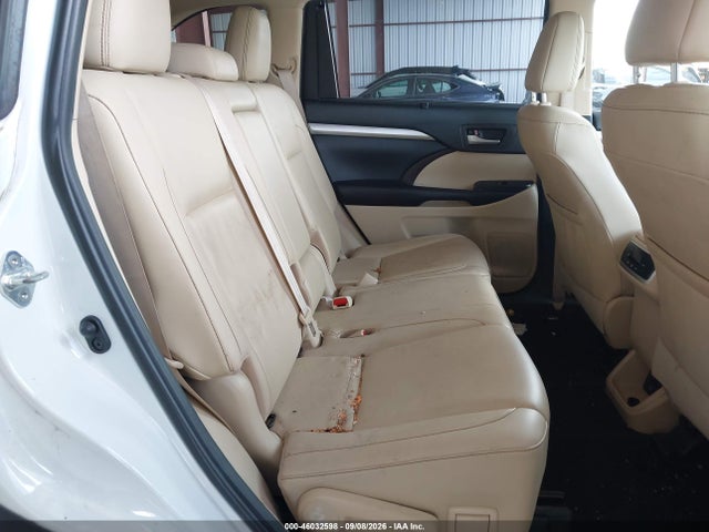 46032598 :رقم المزاد ، 5TDKZRFH0KS563534 vin ، 2019 Toyota Highlander Xle مزاد بيع
