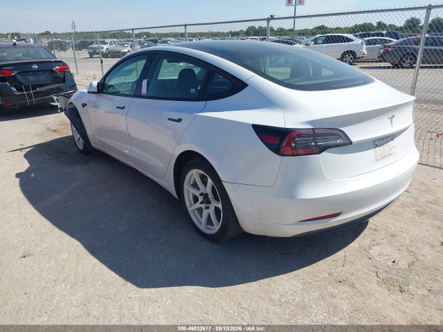 Tesla Model 3 Rear-wheel Drive 2023 5YJ3E1EA6PF433596 Image 3