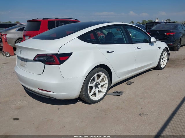 Tesla Model 3 Rear-wheel Drive 2023 5YJ3E1EA6PF433596 Image 4