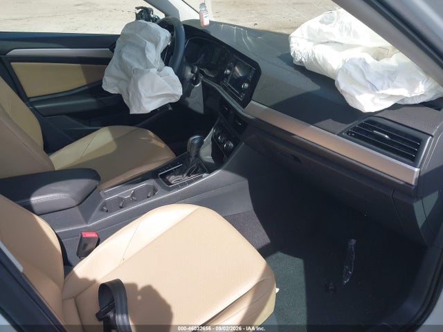 2020 Volkswagen Jetta 1.4t R-line/1.4t S/1.4t Se მანქანა იყიდება აუქციონზე, vin: 3VWCB7BU9LM053553, აუქციონის ნომერი: 46032656