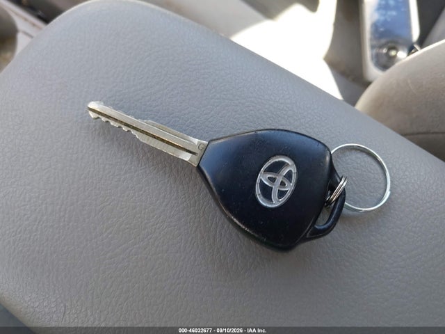 46032677 :رقم المزاد ، 5YFBU4EE8CP017888 vin ، 2012 Toyota Corolla Le مزاد بيع