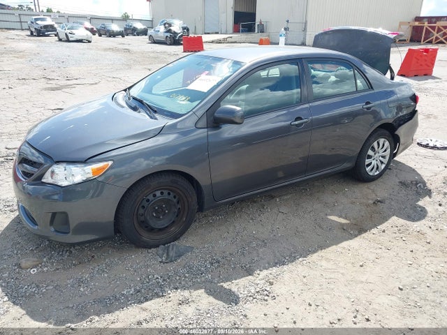 46032677 :رقم المزاد ، 5YFBU4EE8CP017888 vin ، 2012 Toyota Corolla Le مزاد بيع