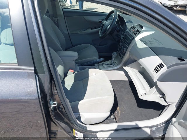 46032677 :رقم المزاد ، 5YFBU4EE8CP017888 vin ، 2012 Toyota Corolla Le مزاد بيع