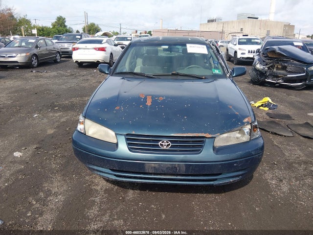 46032678 :رقم المزاد ، 4T1BG22K5VU786887 vin ، 1997 Toyota Camry Le مزاد بيع