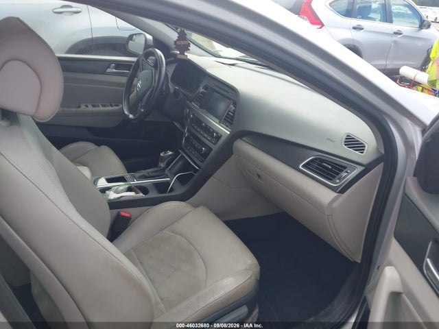 2017 Hyundai Sonata Sport მანქანა იყიდება აუქციონზე, vin: 5NPE34AF8HH580376, აუქციონის ნომერი: 46032680