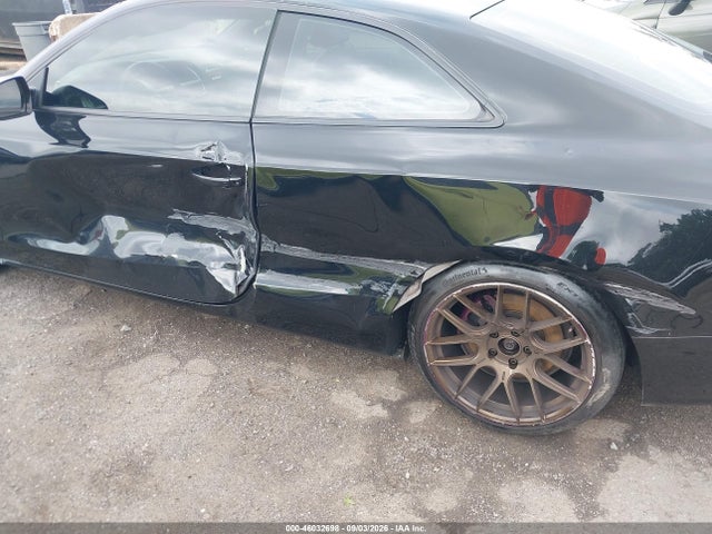 Продажа на аукционе авто 2010 Audi A5 2.0t Premium, vin: WAULFAFR1AA037879, номер лота: 46032698