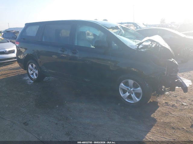 46032750 :رقم المزاد ، 5TDZK3DC2CS248937 vin ، 2012 Toyota Sienna Base V6 7 Passenger مزاد بيع
