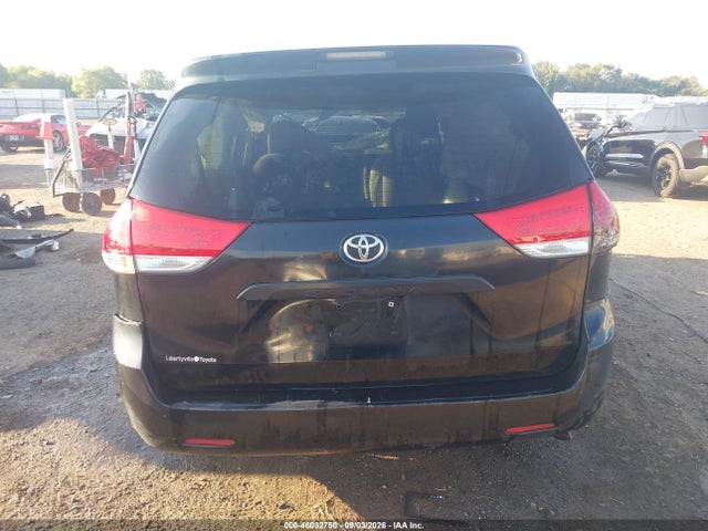 46032750 :رقم المزاد ، 5TDZK3DC2CS248937 vin ، 2012 Toyota Sienna Base V6 7 Passenger مزاد بيع