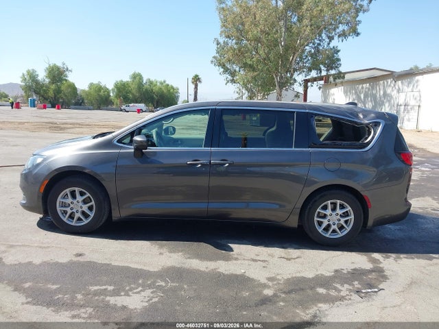 Продаж на аукціоні авто 2019 Chrysler Pacifica Touring, vin: 2C4RC1DG7KR626536, номер лоту: 46032751
