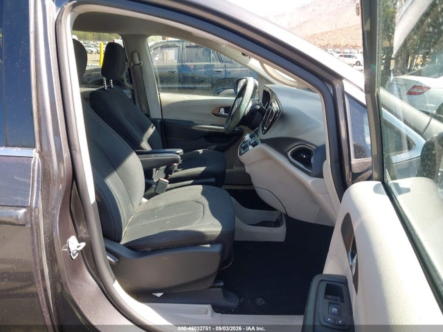 Продаж на аукціоні авто 2019 Chrysler Pacifica Touring, vin: 2C4RC1DG7KR626536, номер лоту: 46032751