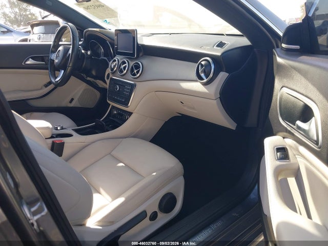 46032760 :رقم المزاد ، WDDSJ4GB1FN267119 vin ، 2015 Mercedes-benz Cla 250 4matic مزاد بيع
