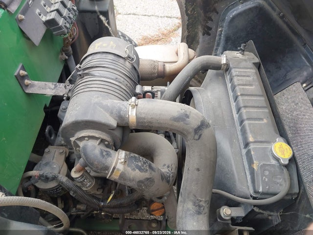 46032765 :رقم المزاد ، 1TC997SCLDF080618 vin ، 2004 John Derre Zero-turn Mowe 997sc3.072 Sd مزاد بيع