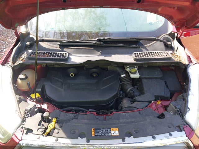 46032783 :رقم المزاد ، 1FMCU0J93HUA89318 vin ، 2017 Ford Escape Titanium مزاد بيع