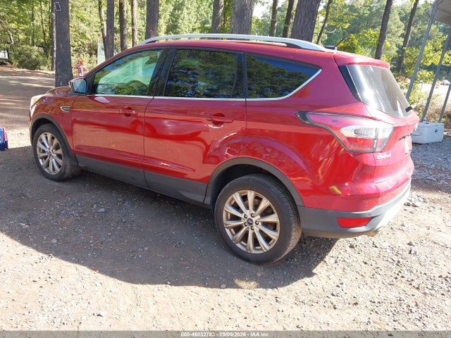 46032783 :رقم المزاد ، 1FMCU0J93HUA89318 vin ، 2017 Ford Escape Titanium مزاد بيع