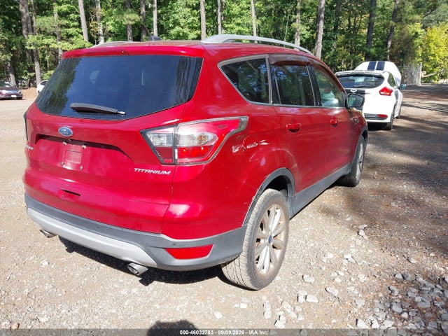 46032783 :رقم المزاد ، 1FMCU0J93HUA89318 vin ، 2017 Ford Escape Titanium مزاد بيع