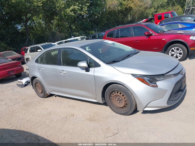 46032801 :رقم المزاد ، JTDEPRAE2LJ047397 vin ، 2020 Toyota Corolla Le مزاد بيع