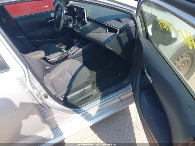 46032801 :رقم المزاد ، JTDEPRAE2LJ047397 vin ، 2020 Toyota Corolla Le مزاد بيع