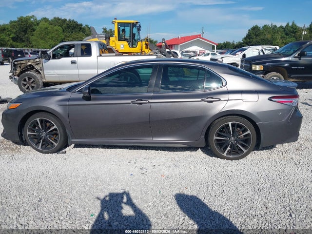 46032812 :رقم المزاد ، 4T1K61AKXLU510295 vin ، 2020 Toyota Camry Xse مزاد بيع
