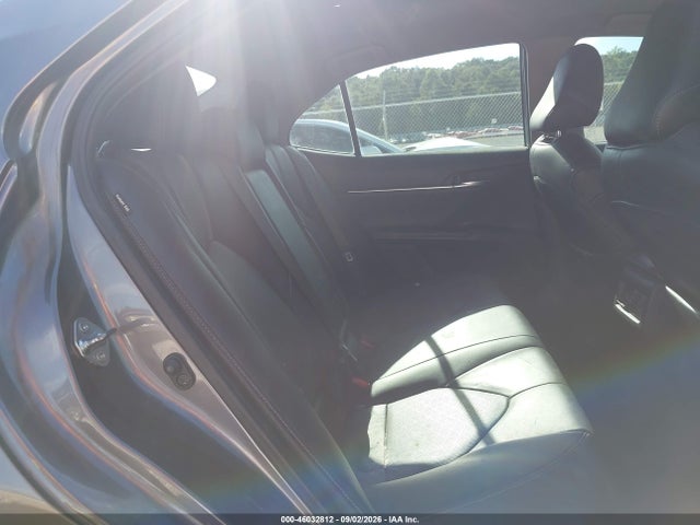46032812 :رقم المزاد ، 4T1K61AKXLU510295 vin ، 2020 Toyota Camry Xse مزاد بيع