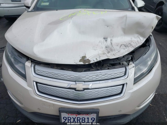 46032820 :رقم المزاد ، 1G1RH6E41DU145408 vin ، 2013 Chevrolet Volt مزاد بيع