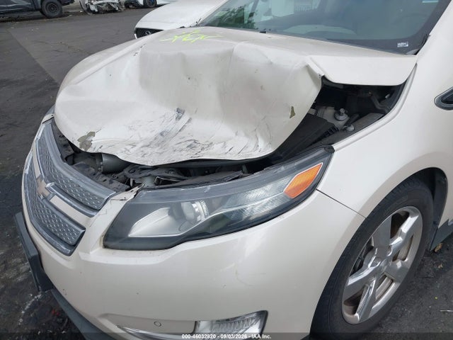 46032820 :رقم المزاد ، 1G1RH6E41DU145408 vin ، 2013 Chevrolet Volt مزاد بيع