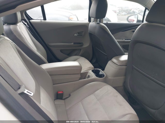 46032820 :رقم المزاد ، 1G1RH6E41DU145408 vin ، 2013 Chevrolet Volt مزاد بيع