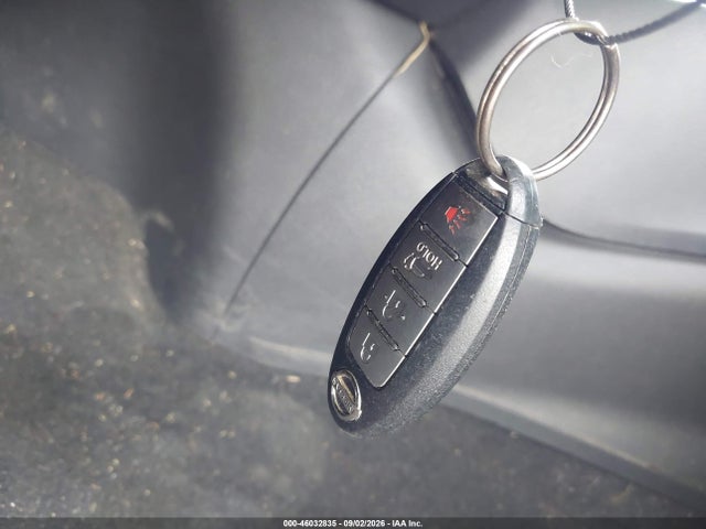 2015 Nissan Rogue Sv მანქანა იყიდება აუქციონზე, vin: KNMAT2MTXFP503109, აუქციონის ნომერი: 46032835