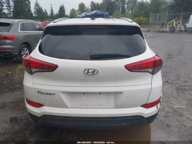 Продаж на аукціоні авто 2016 Hyundai Tucson Se, vin: KM8J33A45GU137951, номер лоту: 46032867