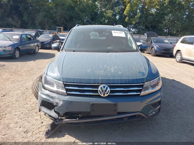 46032888 :رقم المزاد ، 3VV2B7AX6MM061218 vin ، 2021 Volkswagen Tiguan 2.0t Se/2.0t Se R-line Black/2.0t Sel مزاد بيع