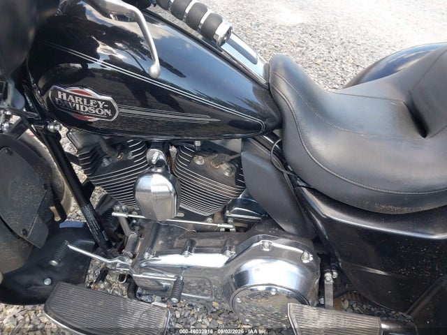 2012 Harley-davidson Flhtcutg Tri Glide Ultra Classic მანქანა იყიდება აუქციონზე, vin: 1HD1MAM16CB856556, აუქციონის ნომერი: 46032916