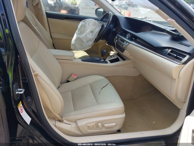 46032918 :رقم المزاد ، JTHBK1GGXF2170826 vin ، 2015 Lexus Es 350 مزاد بيع