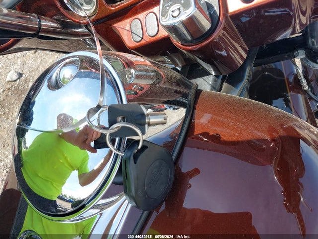 46032965 :رقم المزاد ، 1HD1KB4109Y655348 vin ، 2009 Harley-davidson Flhx مزاد بيع