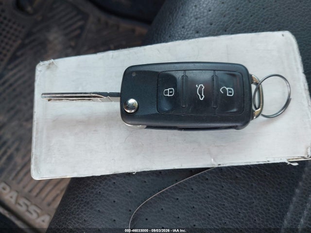 1VWBS7A36FC021654 Volkswagen Passat 1.8t Se