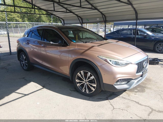 46033055 :رقم المزاد ، SJKCH5CR0HA020085 vin ، 2017 Infiniti Qx30 Premium مزاد بيع