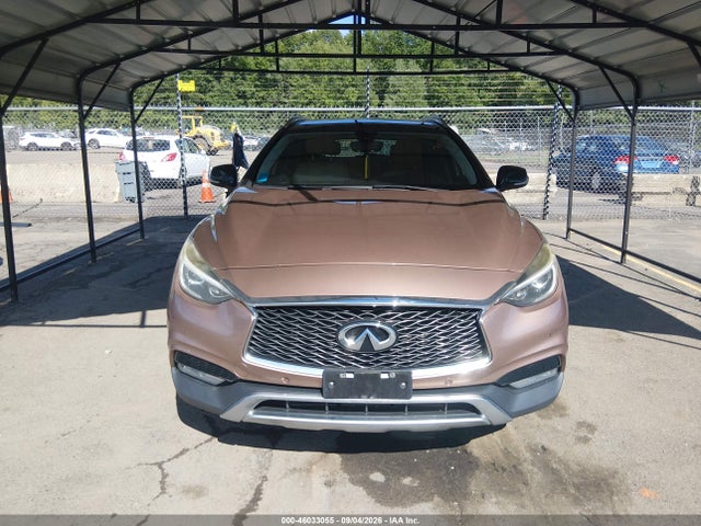 46033055 :رقم المزاد ، SJKCH5CR0HA020085 vin ، 2017 Infiniti Qx30 Premium مزاد بيع