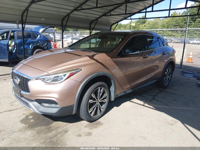 46033055 :رقم المزاد ، SJKCH5CR0HA020085 vin ، 2017 Infiniti Qx30 Premium مزاد بيع