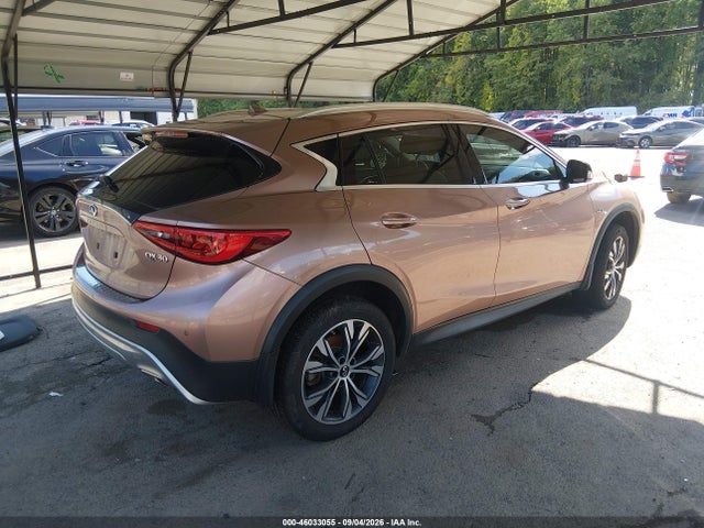 46033055 :رقم المزاد ، SJKCH5CR0HA020085 vin ، 2017 Infiniti Qx30 Premium مزاد بيع