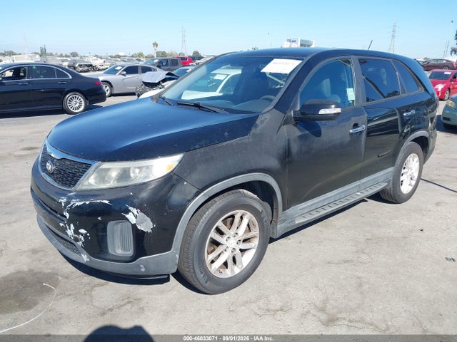 KIA SORENTO LX 2014 5XYKT3A61EG488252 Image 2