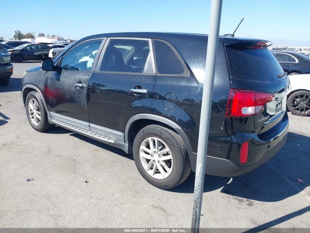 KIA SORENTO LX 2014 5XYKT3A61EG488252 Image 3