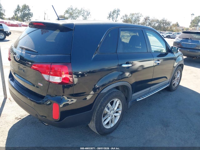 KIA SORENTO LX 2014 5XYKT3A61EG488252 Image 4