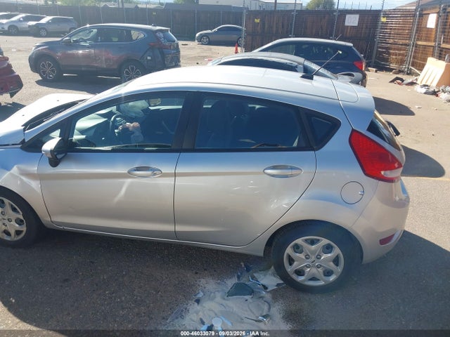 2013 Ford Fiesta Se მანქანა იყიდება აუქციონზე, vin: 3FADP4EJ6DM199621, აუქციონის ნომერი: 46033079