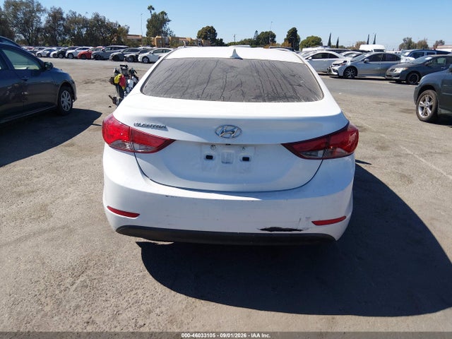 Hyundai ELANTRA SE 2015 5NPDH4AE8FH637712 Image 16
