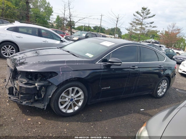 Продажа на аукционе авто 2019 Ford Fusion Hybrid Sel, vin: 3FA6P0MU3KR126008, номер лота: 46033129