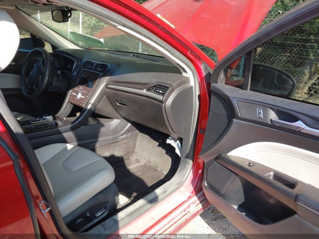 46033187 :رقم المزاد ، 3FA6P0D91JR151239 vin ، 2018 Ford Fusion Titanium مزاد بيع
